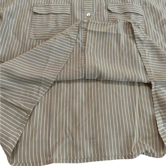 J. Jill Sandbar White Beige Button Up Pocket Front Blouse Top Size M/MP - Picture 15 of 17